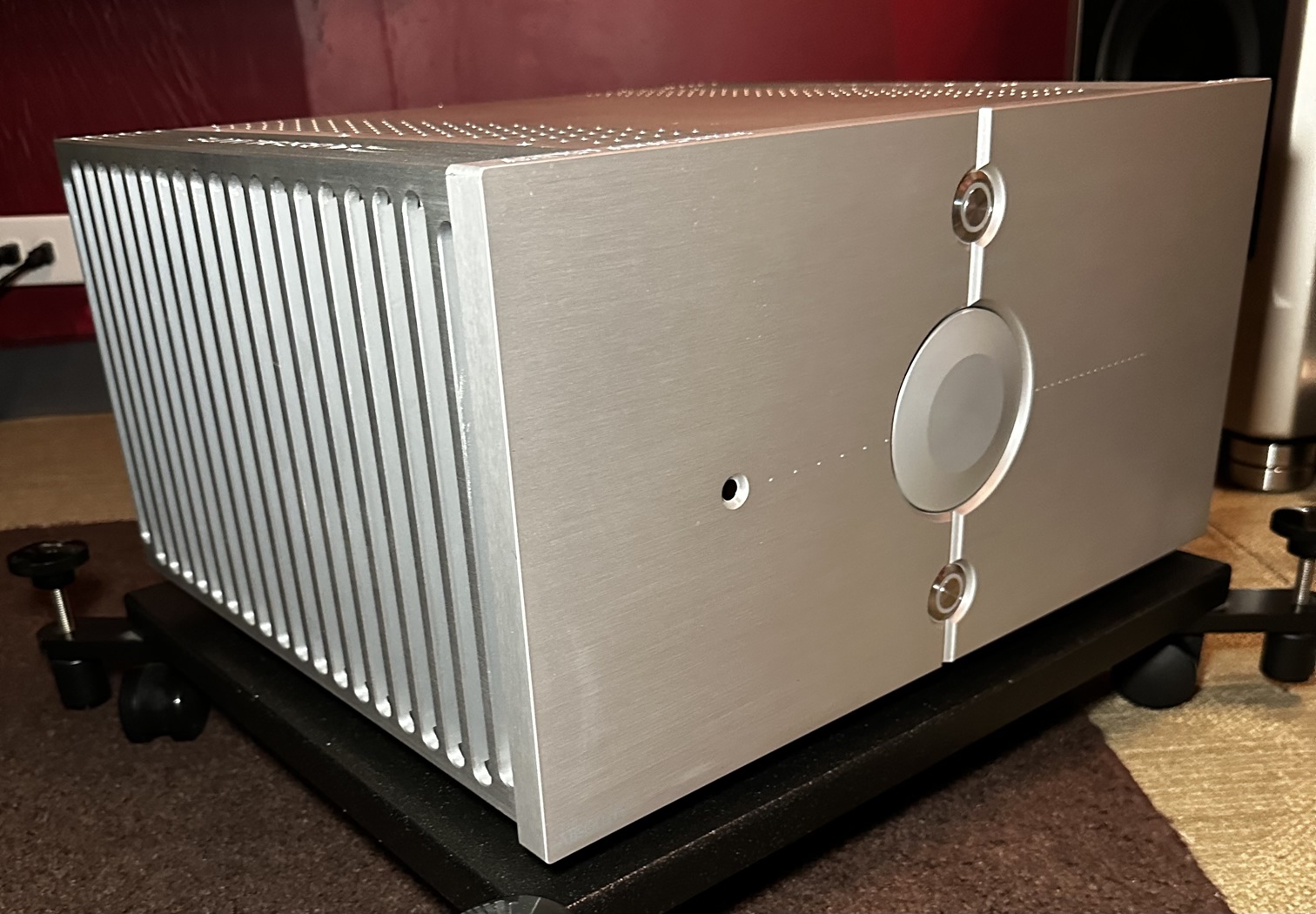 Audio Analogue ABsolute Integrated Amplifier - Image 1