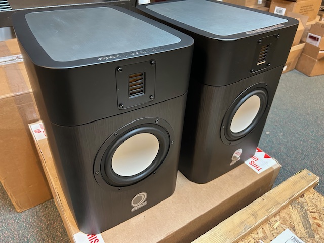 Elipson Audio Legacy 3210 Speakers - Image 1