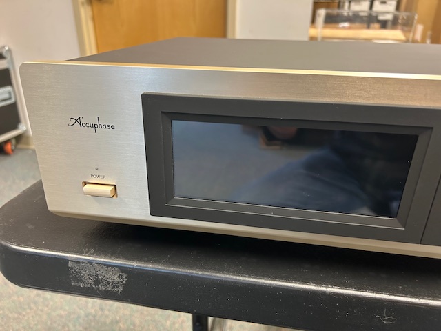 Accuphase DG-38 Digital Voicing Equalizer - Image 3