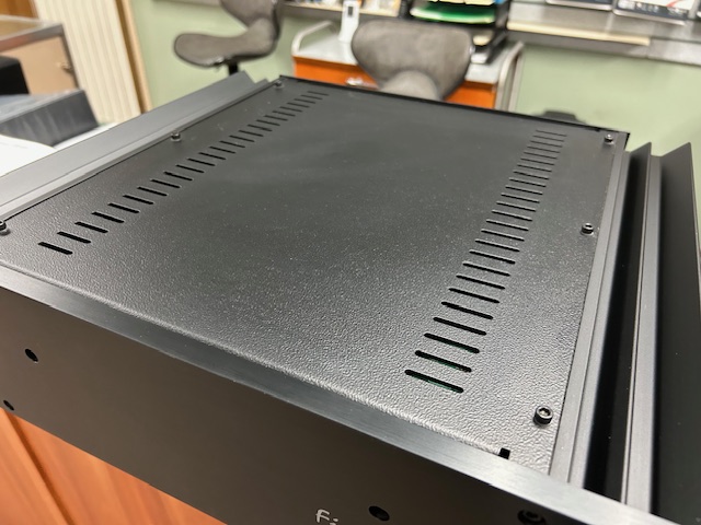 First Watt SIT3 Amplifier - Image 4