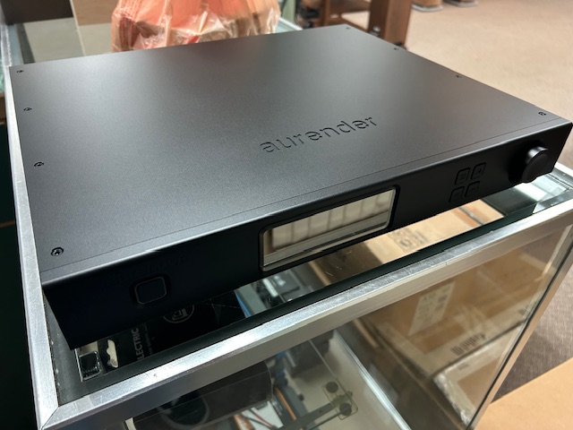 Aurender A10 Streaming Music Server/DAC - Image 1