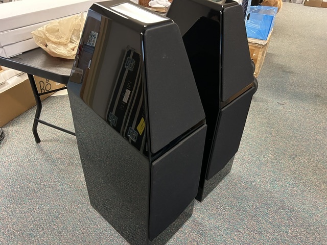 Wilson Audio Sophia 3 Speakers, Gloss Black - Image 3