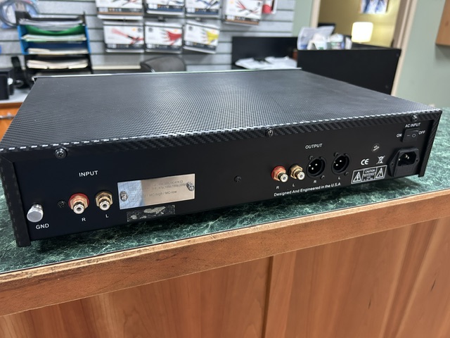 Black Ice Audio Fusion 9 MkIII Phono Preamplifier - Image 2